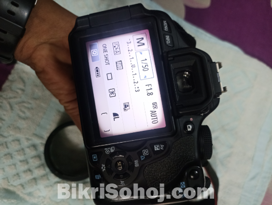 Canon 600D with 50 mm Prime